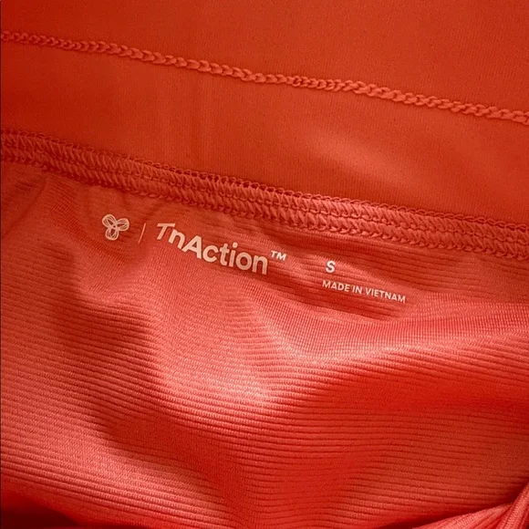 NWT TNAction Endurance Strawberry Sorbet Short 3” - Picture 6 of 10